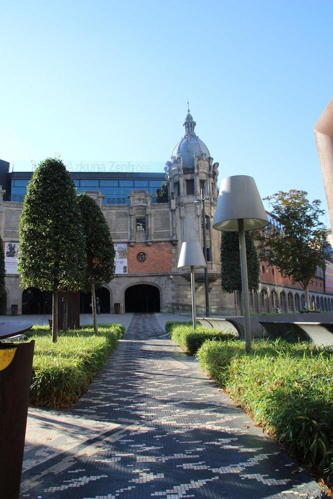 Hotel Bypillow Irala Bilbao