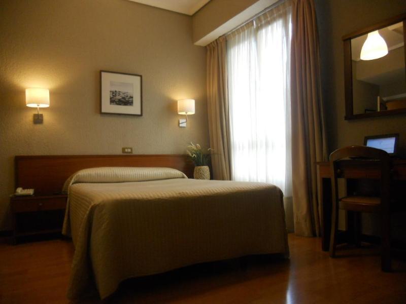Hotel Bypillow Irala Bilbao