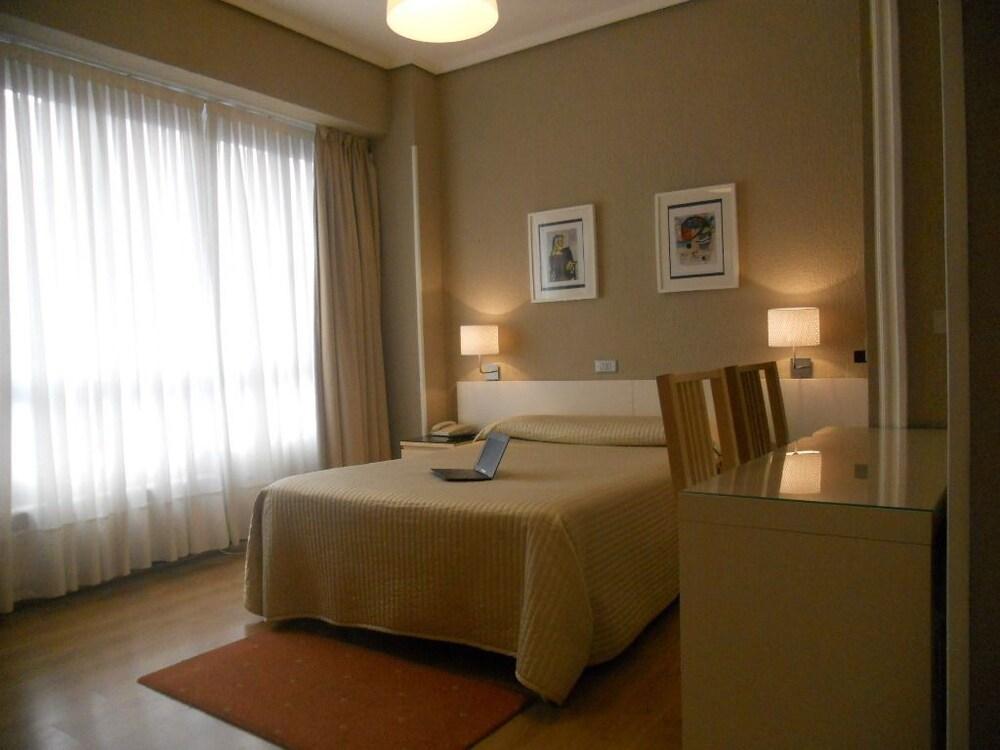 Hotel Bypillow Irala Bilbao